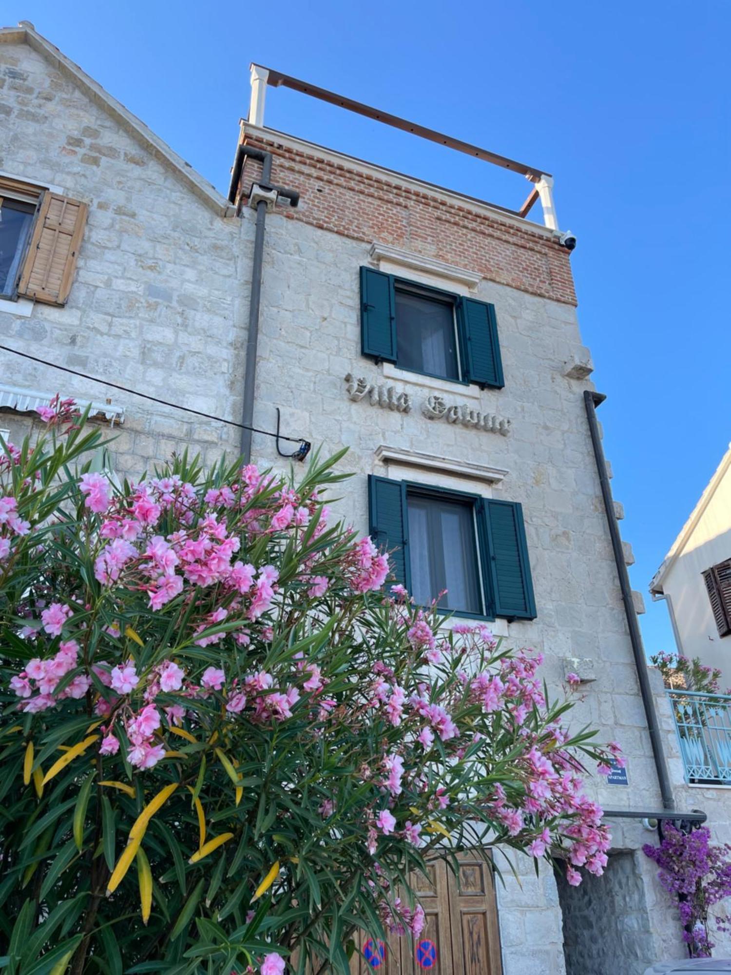 Villa Gabine Kastela Exterior photo